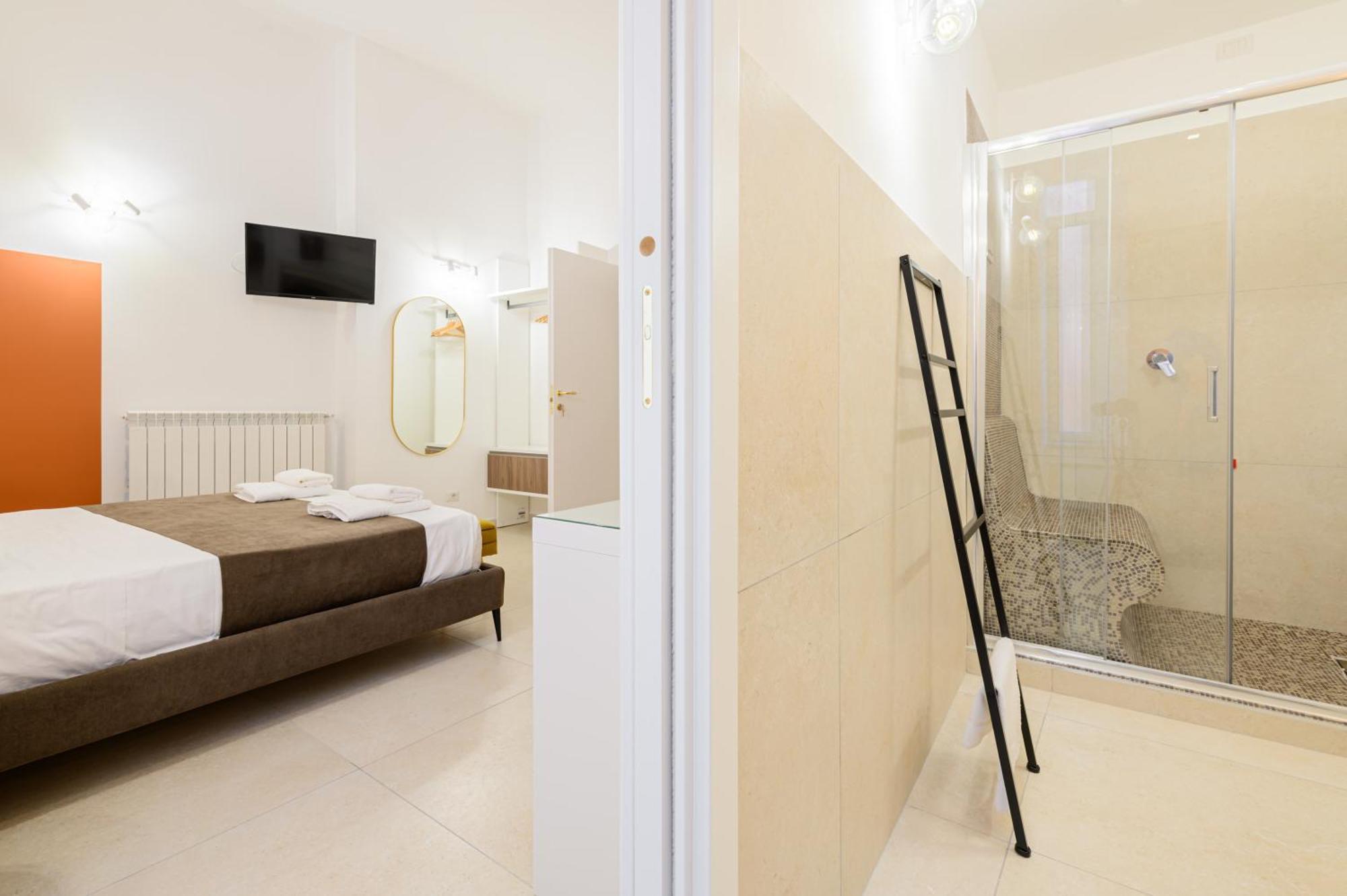 Into Mann Hotel Наполи Екстериор снимка