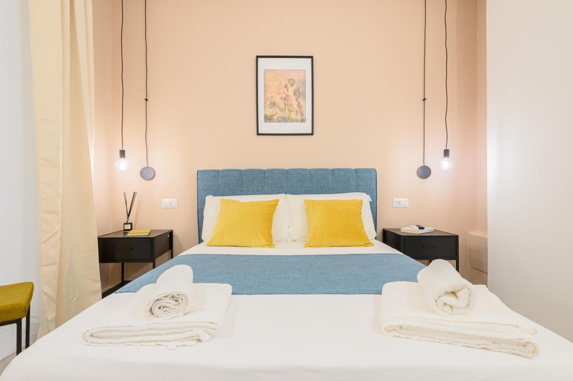 Into Mann Hotel Наполи Екстериор снимка
